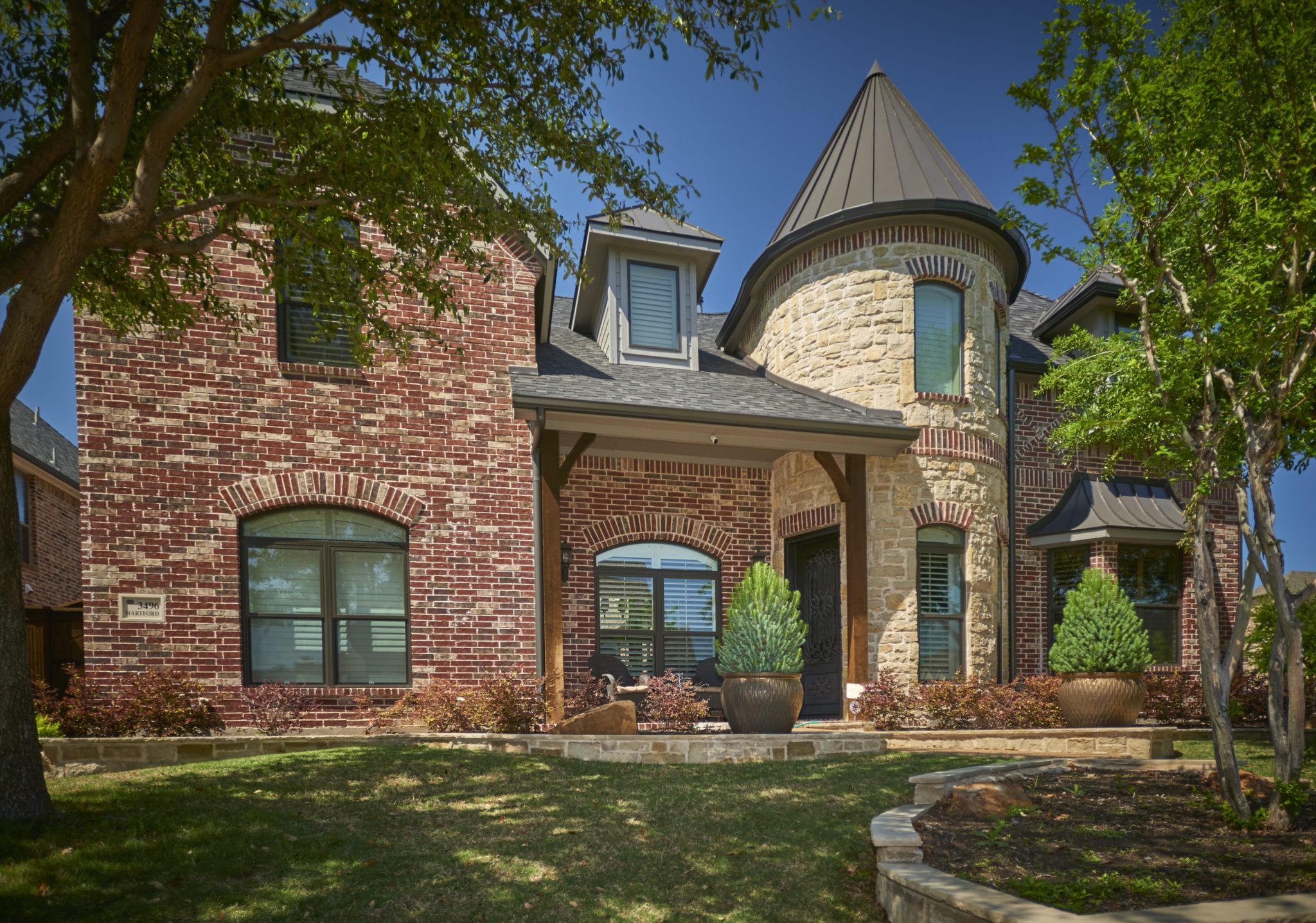 Residential Roofing Contractors in DFW